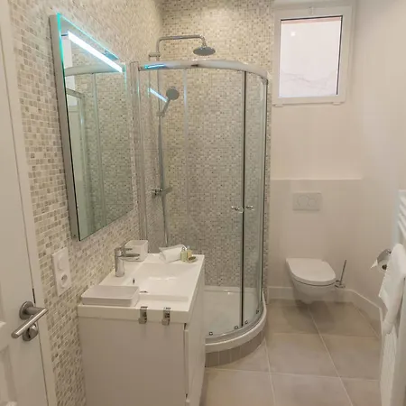 7 Florian Prestige *